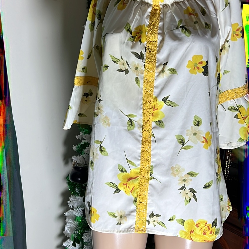 mileage blouse size lg nwt